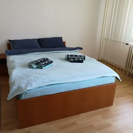Central Modest Studio Appartement Bucarest