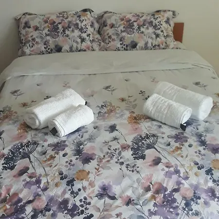 Apartment Central Modest Studio Bukarest